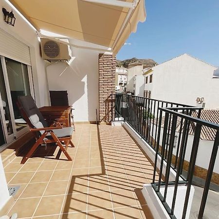 Balcon Hacia La Montana Guejar Sierra Exterior foto